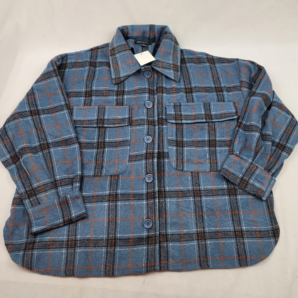 NWT Oversized blue plaid flannel jacket - Picture 2 of 6